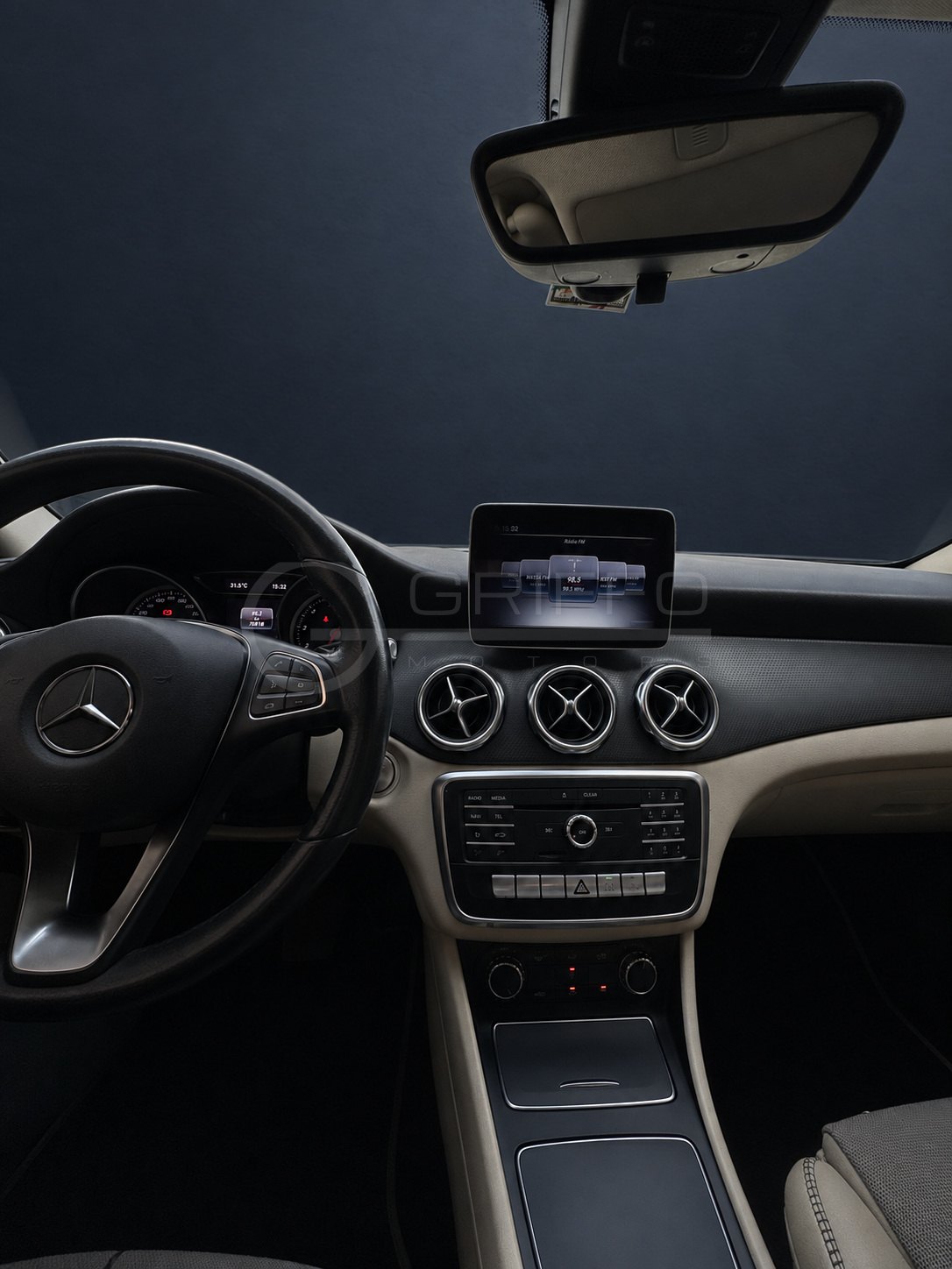 Mercedes-Benz GLA 200 Style 2020, foto 10